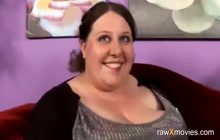 BBW is more than happy to get fucked by beefy guy